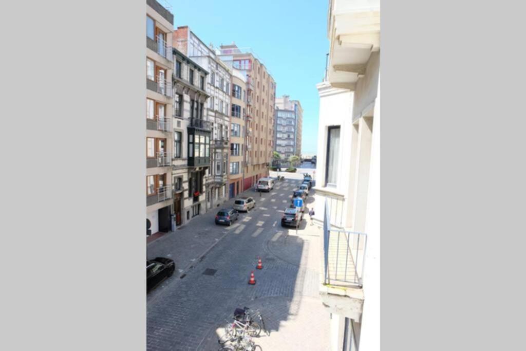 Luxury Apartment With Free Parking Oostende Exteriör bild