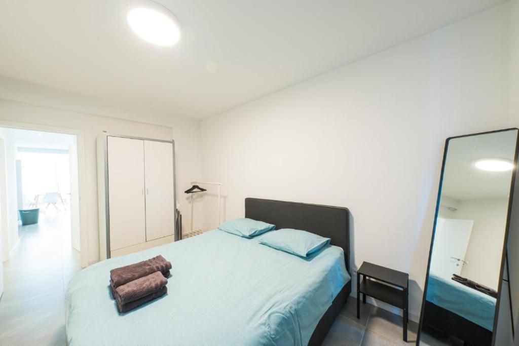 Luxury Apartment With Free Parking Oostende Exteriör bild